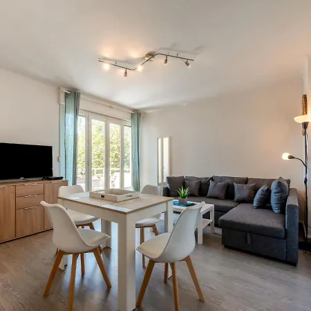 Les Hesperides-2 By Interhome